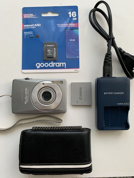 Camera Foto Digitala CANON PowerShot SD750 Digital Elph Silver 7.1MP 16GB Digital Point and Shoot camera