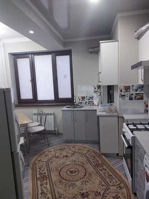 цум Аренда 2 ком Айбек метро и космонавты госпитальный СРОЧНО СДАМ