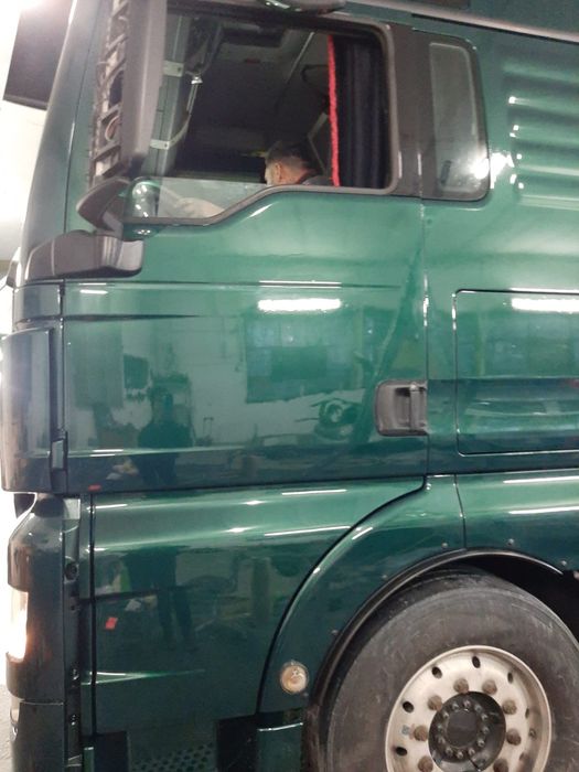 Vopsitorie Auto  camioane  utilaje agricole dube,