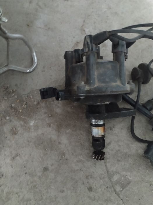 Продам трамблёр на Марк 2, объём 2.0, креста