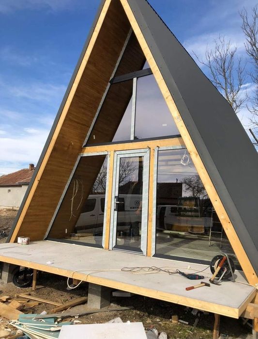 Vând cabane tip A frame