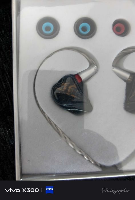 GEEK WOLD GK12 ULTRA iem Hybrid Hi Fi in ear earphone