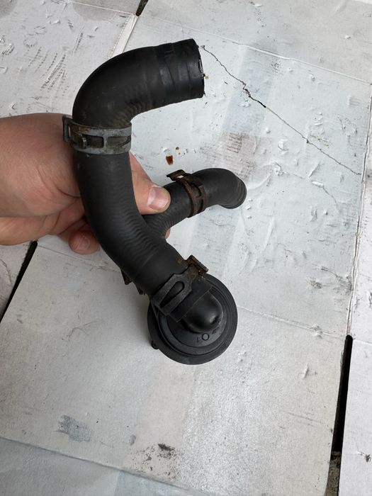 Pompa recirculare apa originala volkswagen,2.0 euro5,cod motor cffb b7