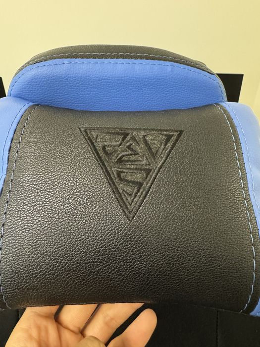 Продаю кресло игровое