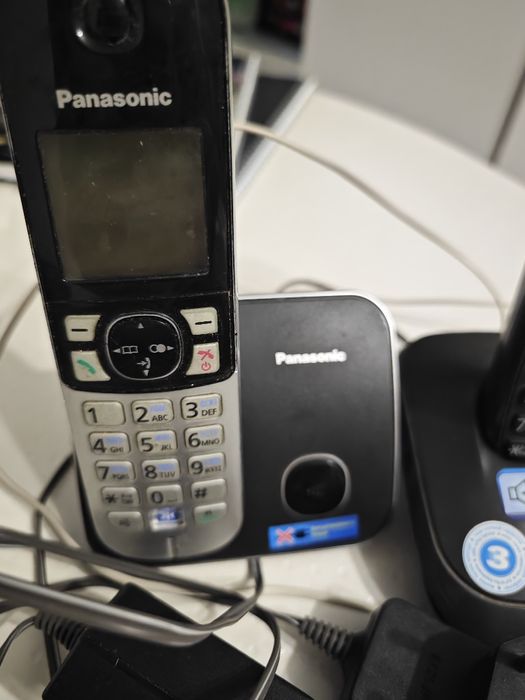 Продам телефон - 2 шт