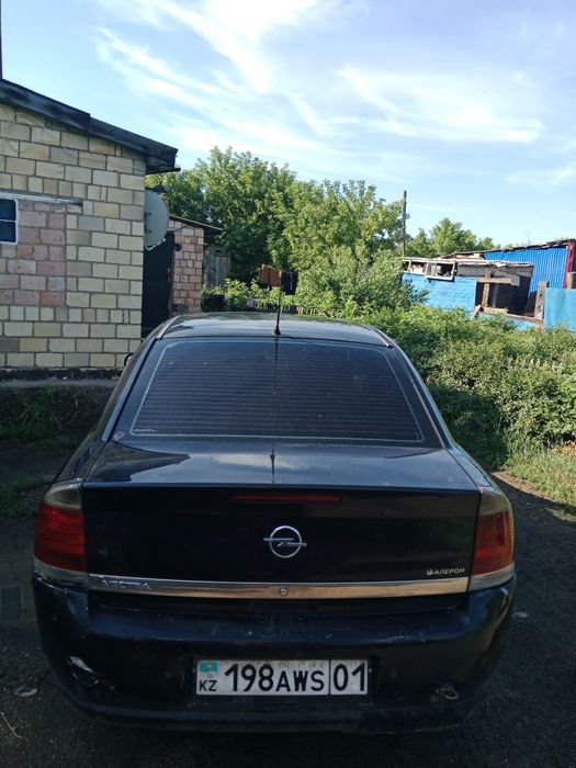 Продам Опель вектра с 2007год объем 1.8