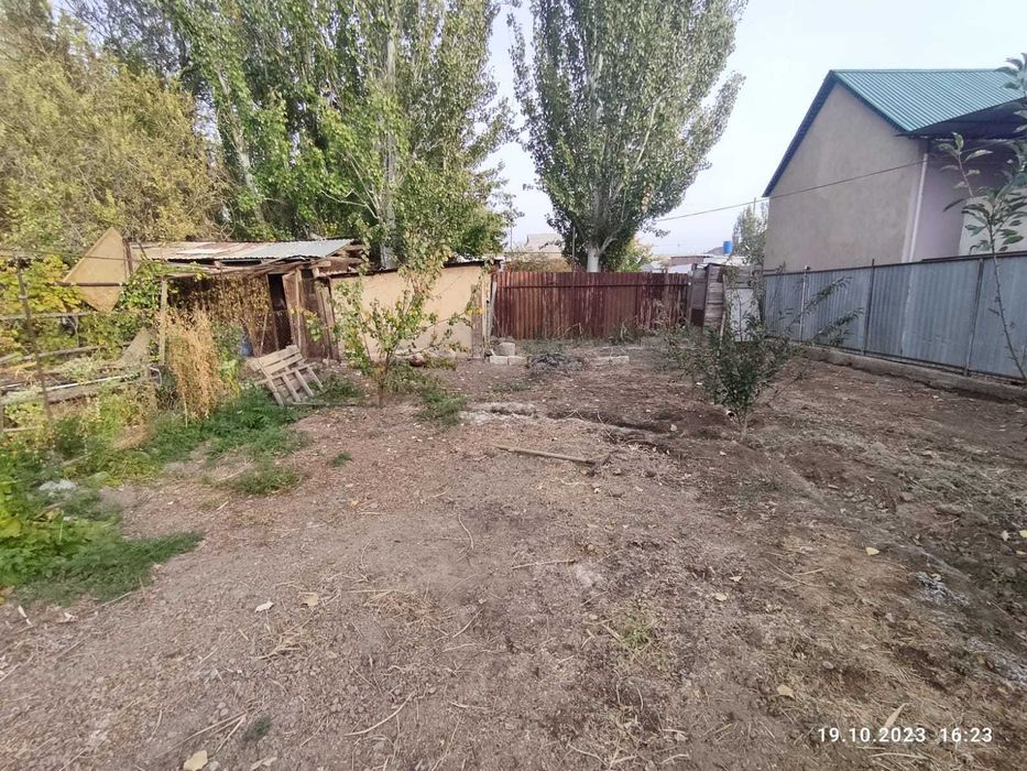 Срочно Продам дом  в хорошем районе