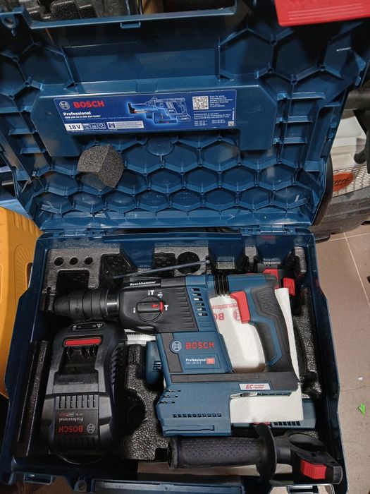 Bosch ciocan rotopercutor