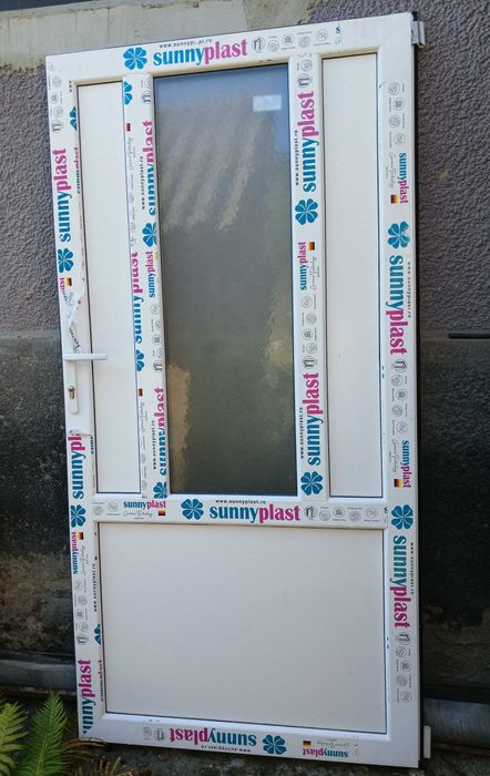 Uși termopan noi