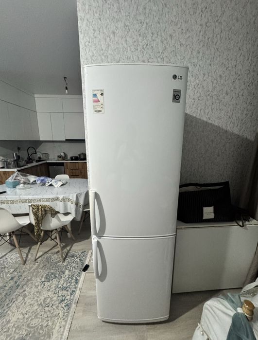 Холодильник LG высота 190