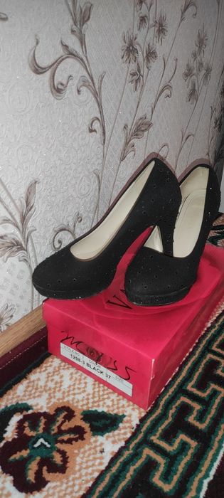 Tufli vechirniy ayollar oyoq kiymi