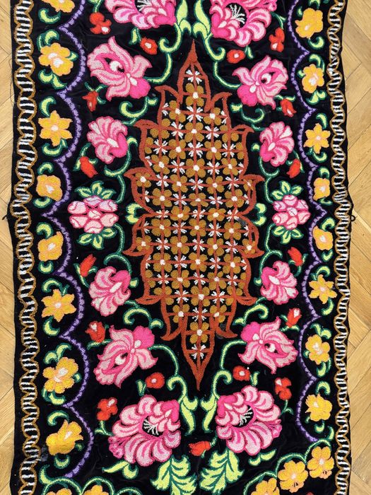 Covor/peretar/broderie ac persan