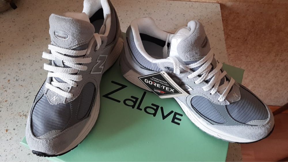 New balance Goretex 2002 R