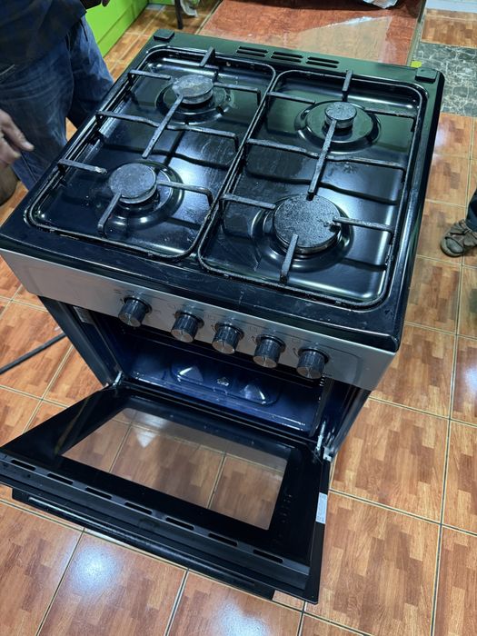 Gaz plita sotiladi holati yangi