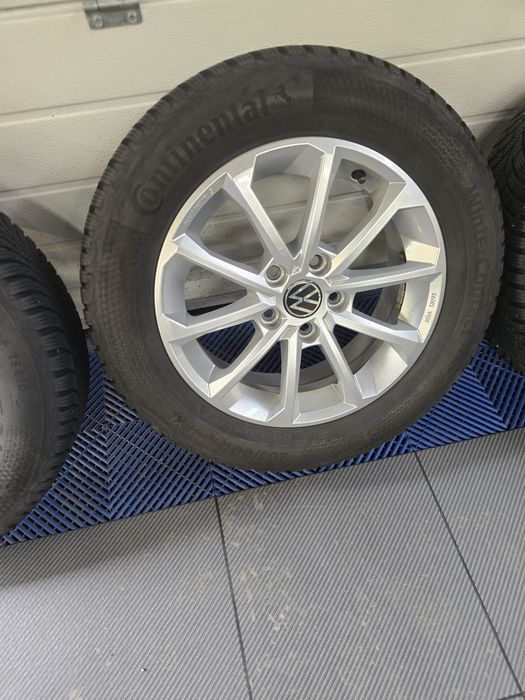 16” VW джанти BORBET + Continental WinterContact TS870
