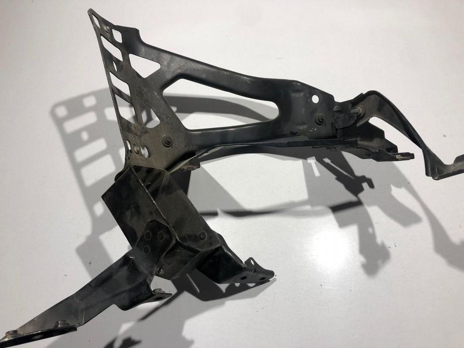 Suport far stanga BMW Seria 5 LCI e60 Berlina 7163483