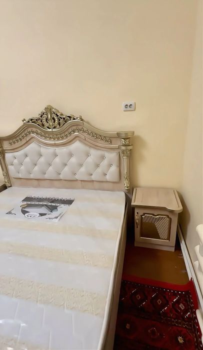 Spalni mebel sotiladi