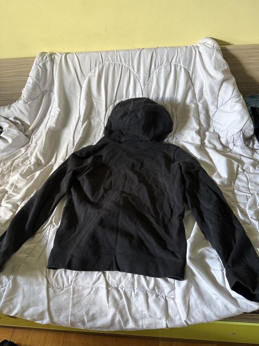 Суитшърт с поларена подплата и качулка, Черен