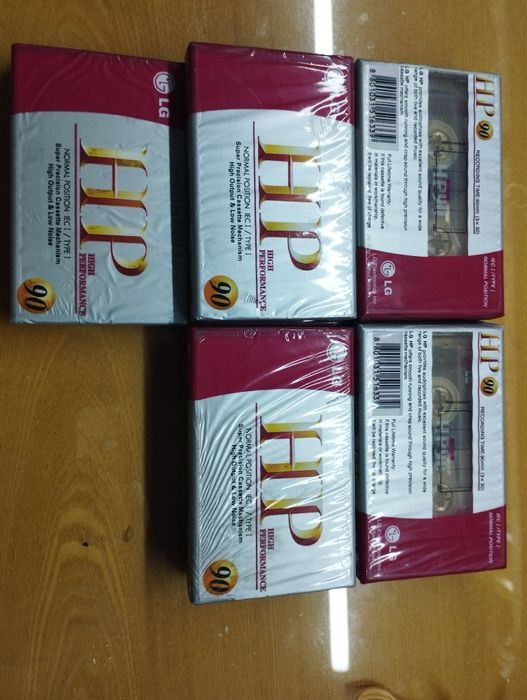 Кассеты 90 минут