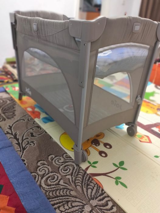 Продам кровать манеж