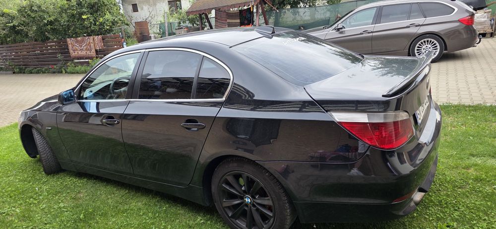 BMW 5 Series 0 — imagine 4