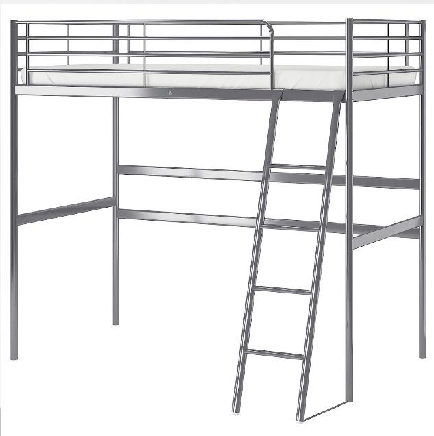 Кровать двухярусная Ikea с матрацем