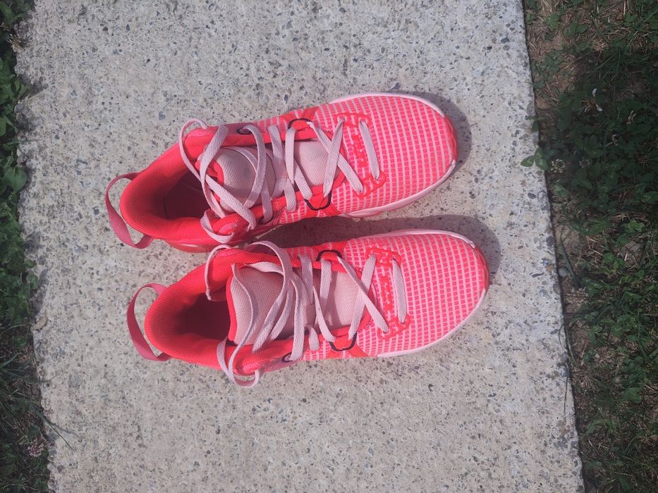 Nike Lebron Witness 7 BRIGHT CRIMSON