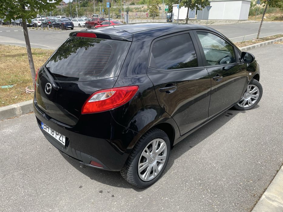 MAZDA 2 2011 — imagine 4