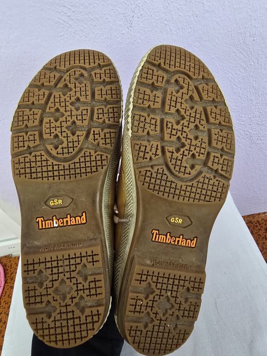 Bocanci Timberland 44