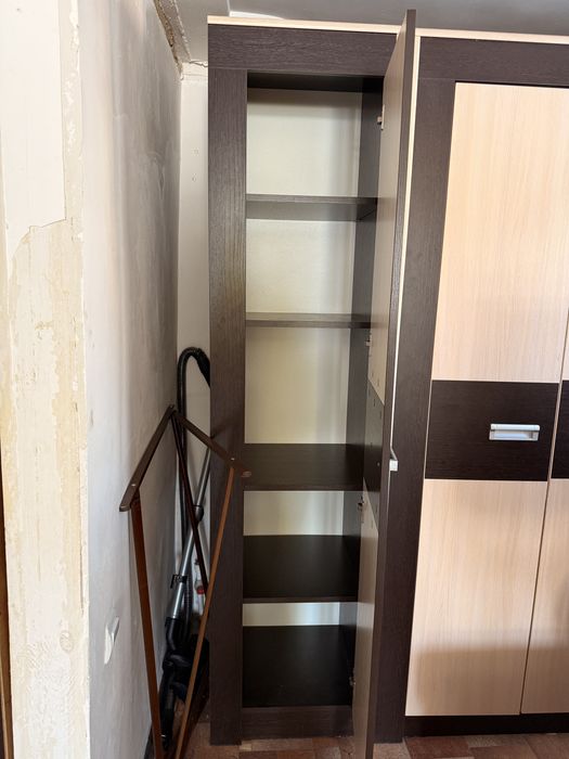 Шкафы для одежды