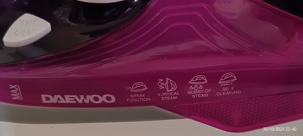 Fier de calcat in stare foarte buna