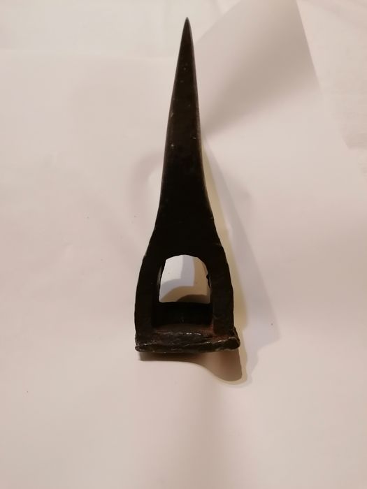 Брадва старинна - здрава