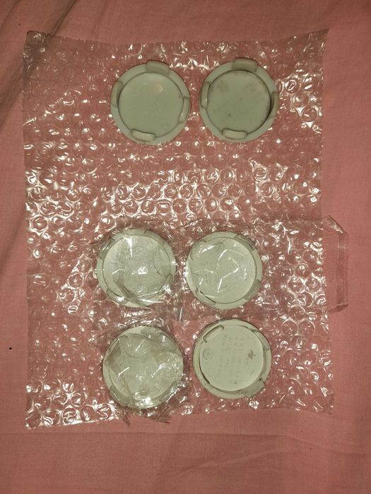 Capacele jante originale ford diametru 54-55 ext.-52 int aproximativ