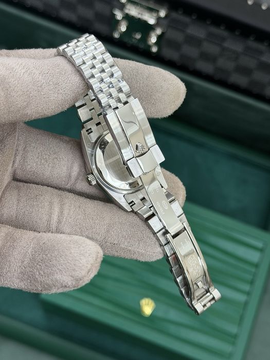 Rolex Date-Just 31mm Pearl Dial
