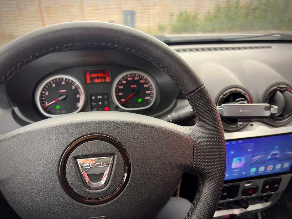 Dacia Duster 2012 Vand / Schimb