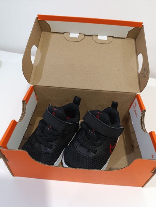 Бебешки маратонки Nike