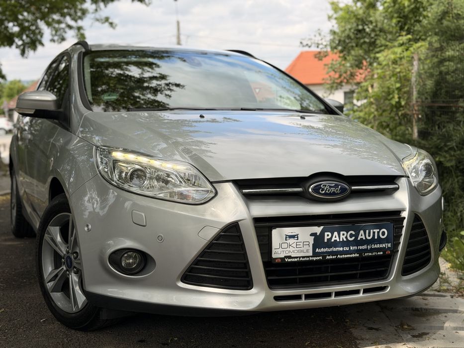 Rate de la 130euro/Luna Ford Focus Style 2013 1.6 Diesel 115cp E5 Garantie 3Ani 210mii-KmReali Xenon LED ParkAssist Navi ClimatronicDublu
