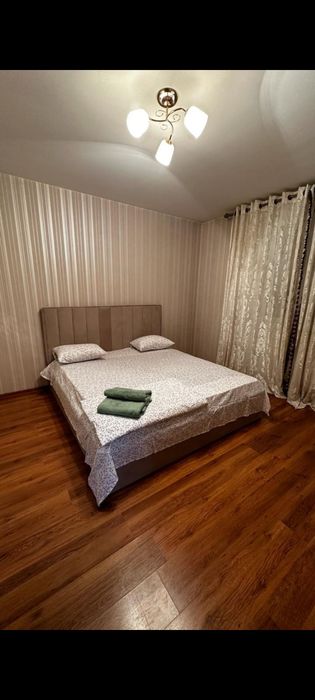 Суточная квартира напротив алматы арена!