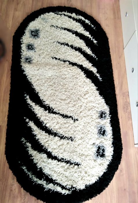 Covor oval- stare excelenta