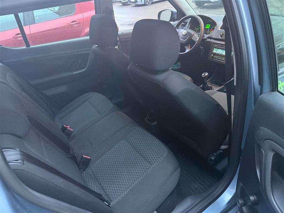 Skoda fabia 1,2 benzina an 2011