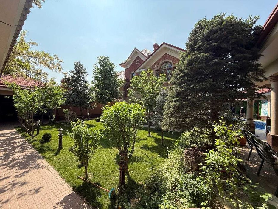 СДАЁТСЯ ШИКАРНЫЙ ЕВРО-ДОМ! Мирзо-Улугбекский р-н, ор-р Гидрометцентр