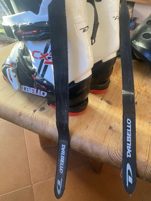 Sky-uri si clapari .