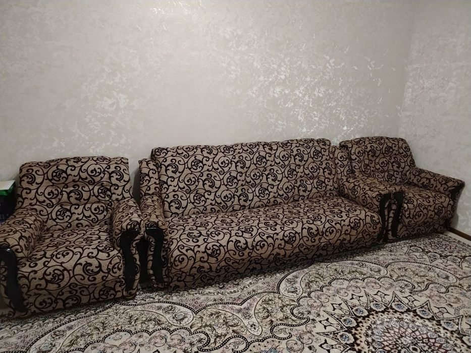 Диван с креслом о