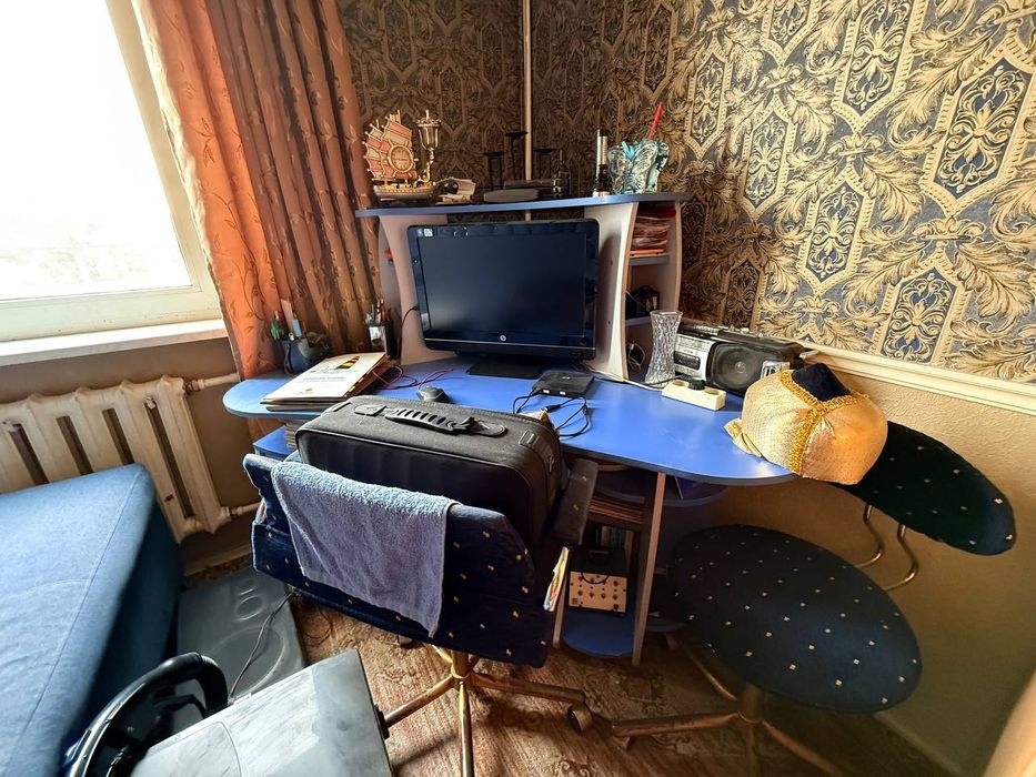 Продаётся игровой стол в отличном состоянии