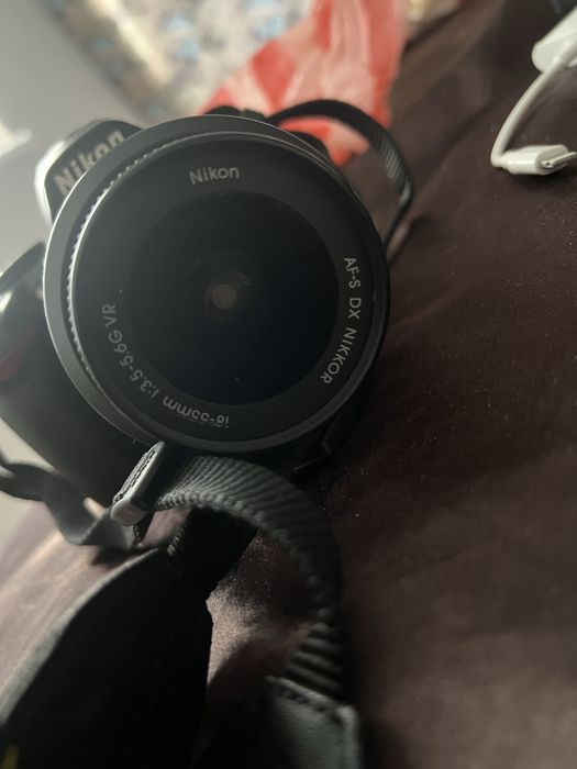 Фотоапарат Nikon D3000 + AF-S DX NIKKOR 18-55mm VR