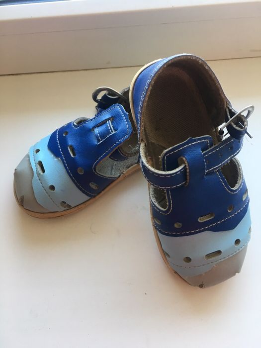 Продам сандали (девочка, мальчик)