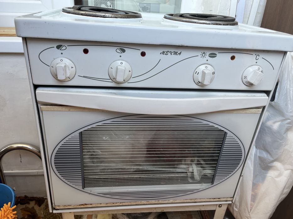 Продам электрическую плиту «Мечта»