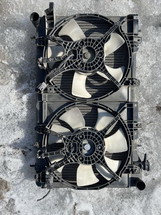 Радиатор с вентиляторами на субару форестер SF5