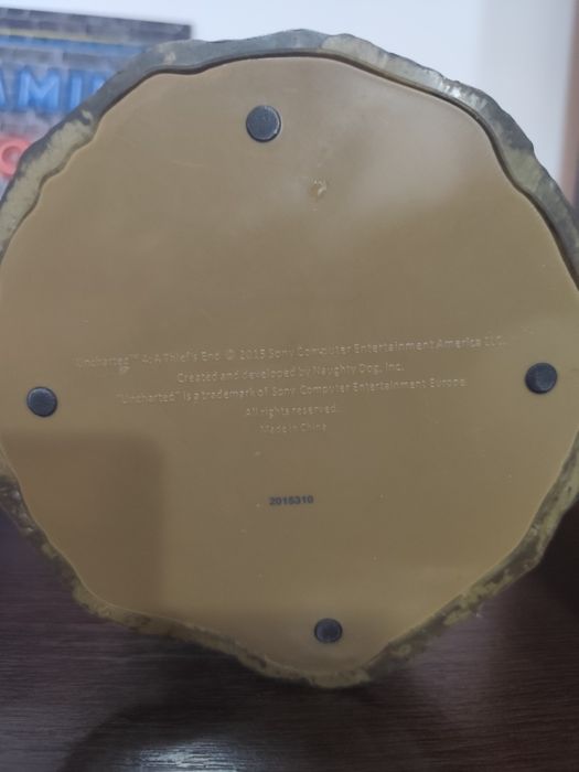 Figurina / statuie  ediția de colecție Uncharted 4