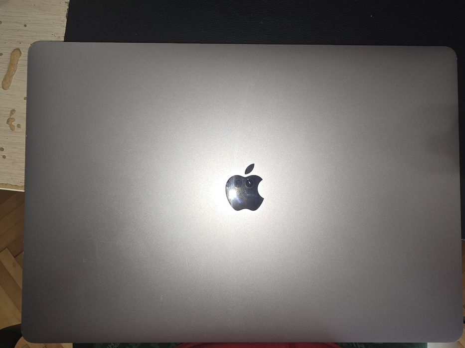 MacBook Pro 16 inch (2019) A2141 | i7 2.6GHz | 16GB RAM | 512GB SSD | Radeon 5300M 4GB (are si Windows)